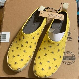 CHOOKA- Adult Women Yellow Slip-On Rain Shoes with Bee Print (11) 🐝